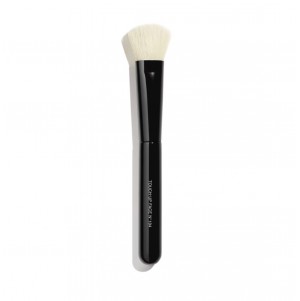 Foundation Touch-Up Brush No. 104