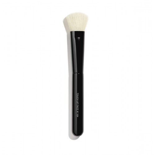 Foundation Touch-Up Brush No. 104